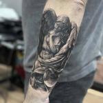 Steve_crane_tattoo_angel_statue_robbin